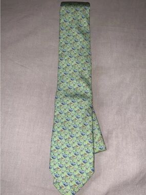 NWT AUTHENTIC VINEYARD VINES EAGLE GOLF SILK TIE